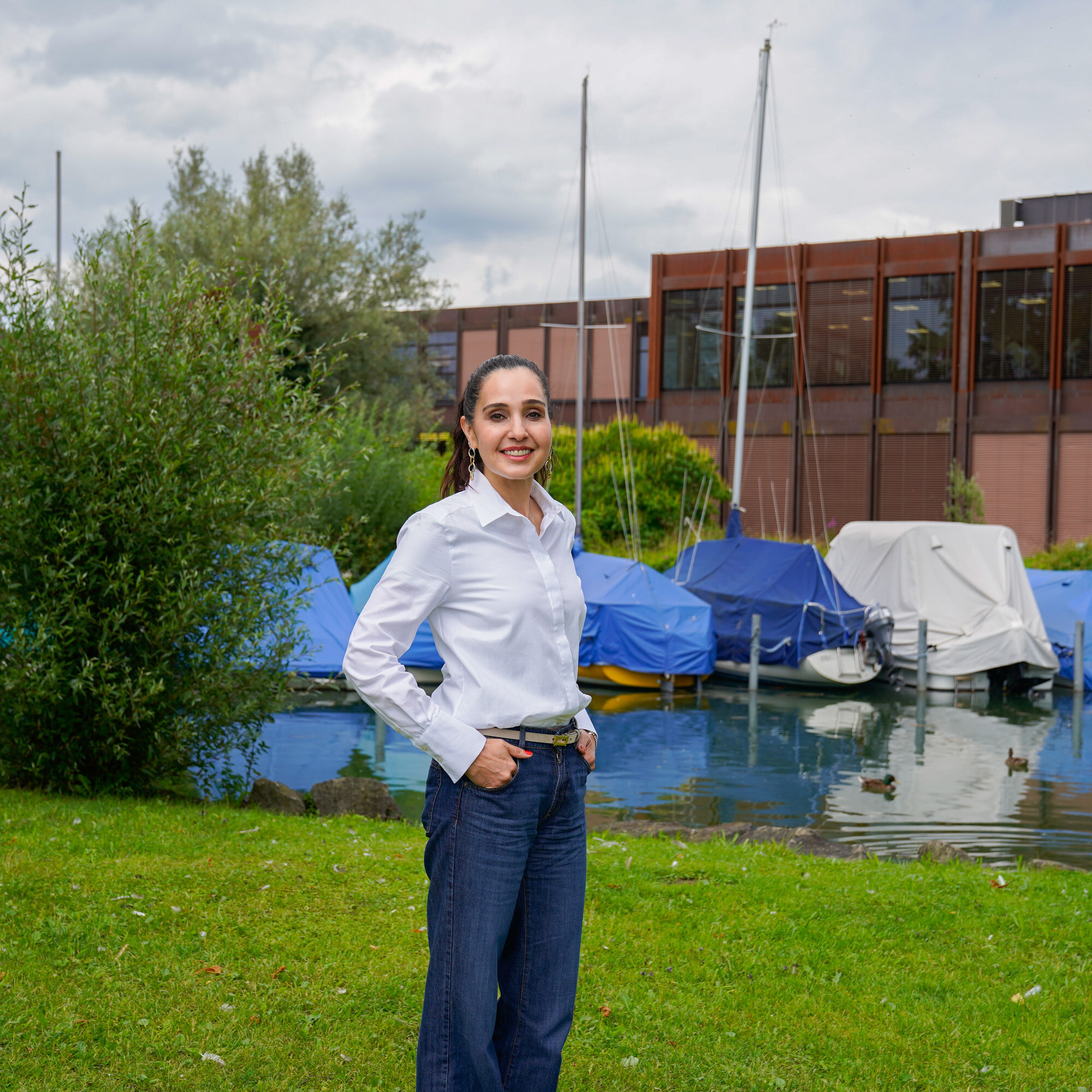 Porträt von Tanya Müller Garcia am Campus Rapperswil-Jona