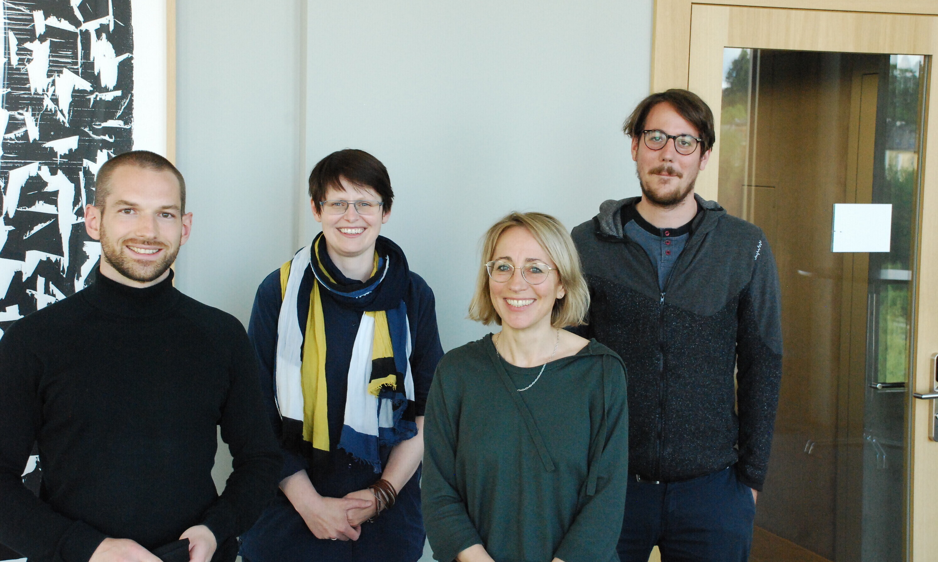 Auf dem Bild sind die vier Personen zu sehen, die die Studie durchgeführt haben: Tobias Kindler, Mandy Falkenreck, Bettina Brüschweiler und Gianluca Cavelti.