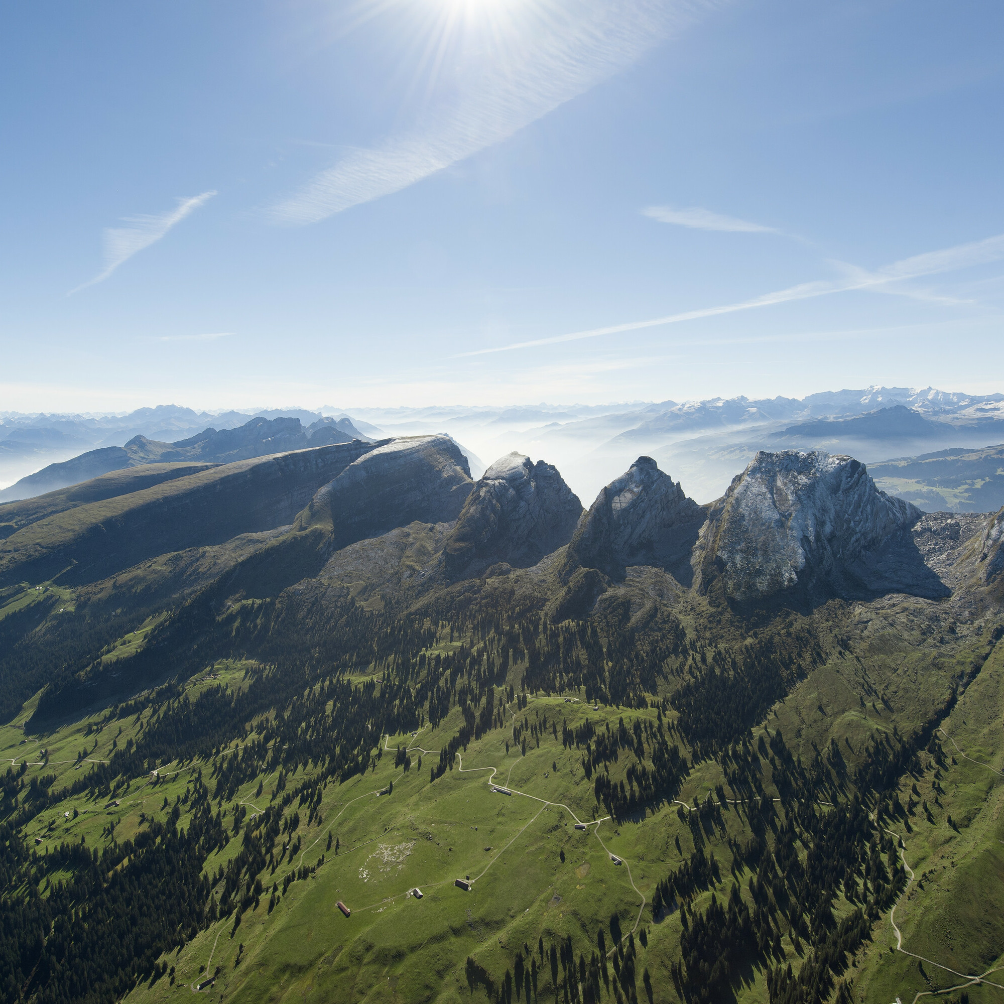 Luftaufnahmen der Ferienregion Toggenburg